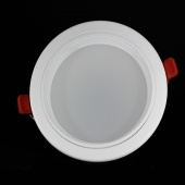 На фотографии Светильник Точечный LJL-TD00212 12W 3000K из раздела LED цвет корпуса Белый на  источника света